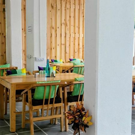 Ornate Service Apartments プネ エクステリア 写真
